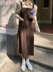 实拍 学院风韩系套装法式小众收腰灯芯绒连衣裙背带裙+衬衣两件套