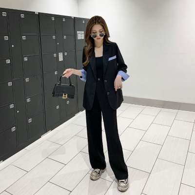 2021早春穿搭时尚西装套装女韩版洋气御姐气质可盐可甜炸街两件套