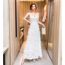 批发实拍<b class='q'>礼服</b>裙气质超仙羽毛连衣裙气场女王晚宴<b class='q'>伴娘</b><b class='q'>礼服</b>时尚优雅