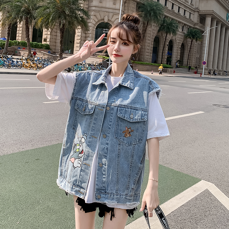 实拍网红夏款萌妹子2021年夏季新款气质牛仔印花宽松马甲女装ins