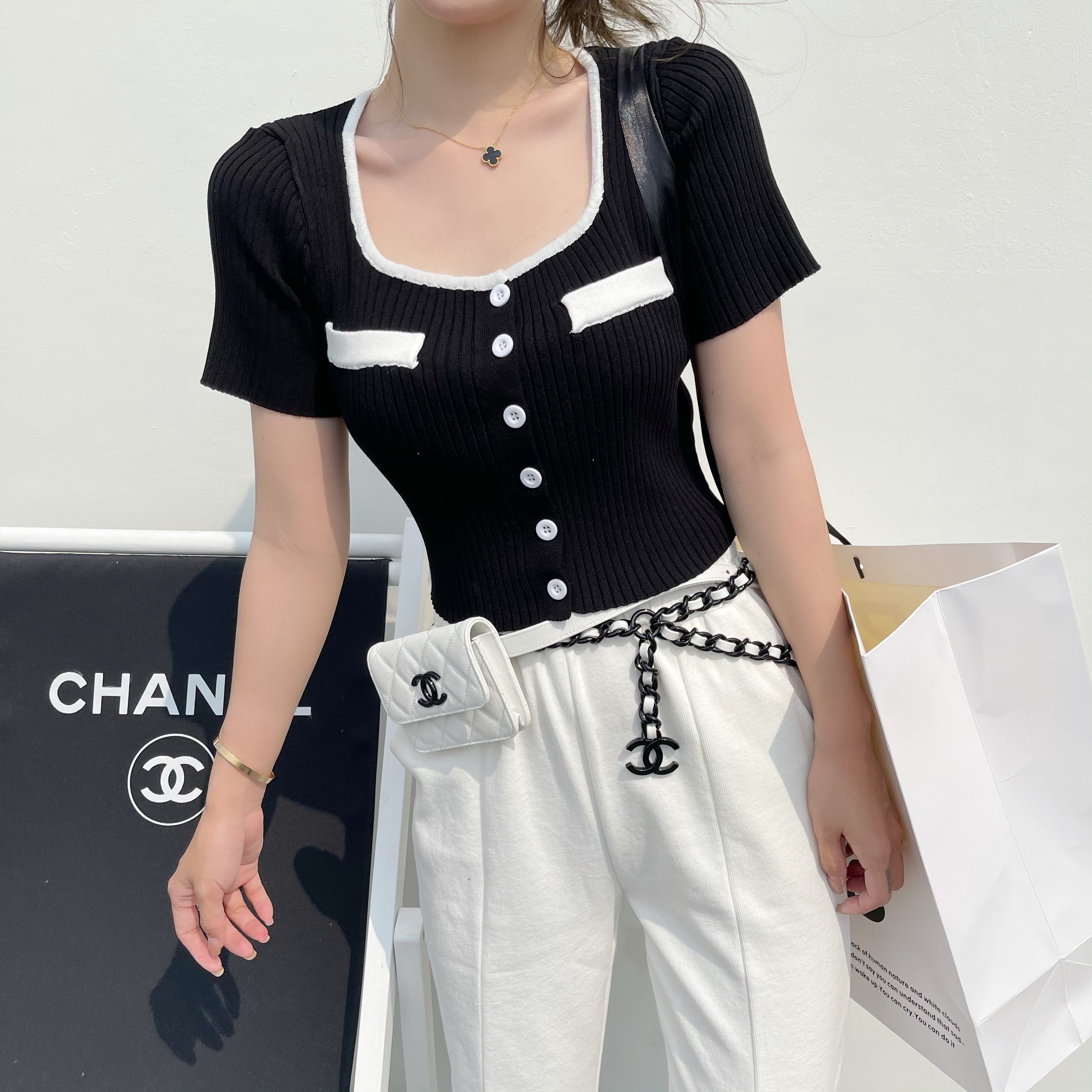 2021夏季新款jennie同款小香风短袖上衣夏季薄款显瘦撞色气质针织