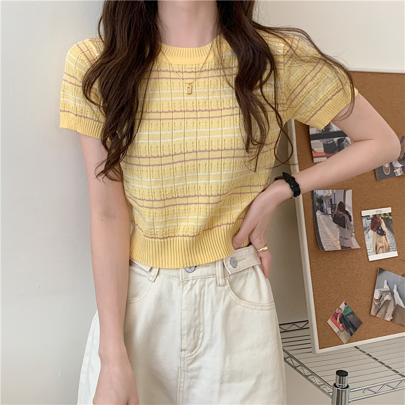 New summer style loose and slim striped knitted top for inner wear and outer wear