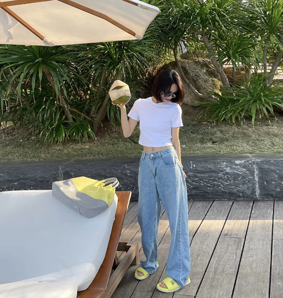 huyoyo抖音同款2021春夏新款美腿进阶浅色阔腿牛仔裤