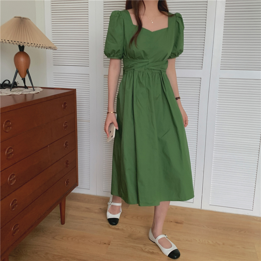 实拍！夏季轻熟风法式复古方领露锁骨交叉蝴蝶结系带连衣裙女