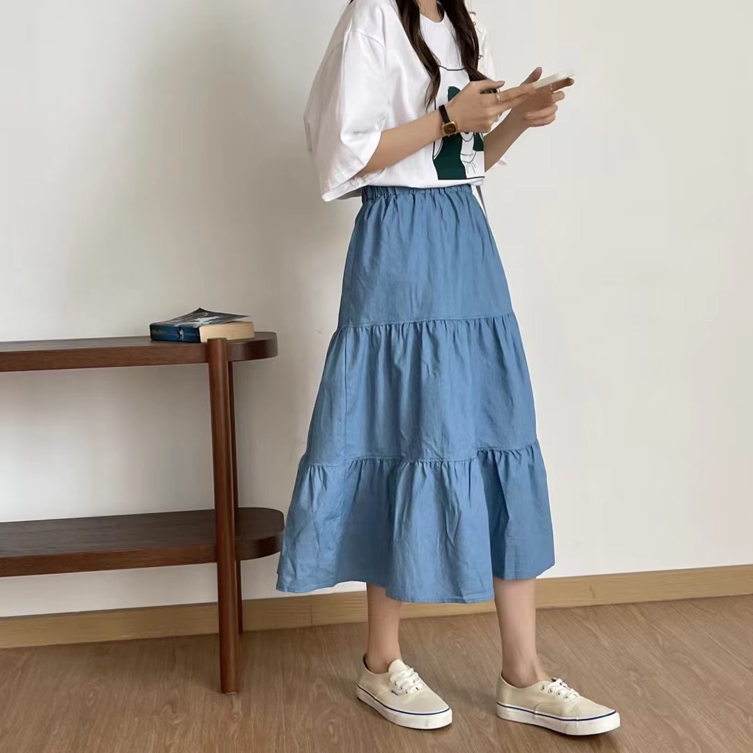 实拍牛仔蛋糕裙女人美女t