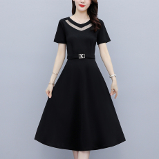 批发阔太太<b class='q'>大码</b>女装轻熟风<b class='q'>胖</b><b class='q'>mm</b><b class='q'>黑色</b>妈妈短袖修身显瘦遮肚连衣裙夏2025