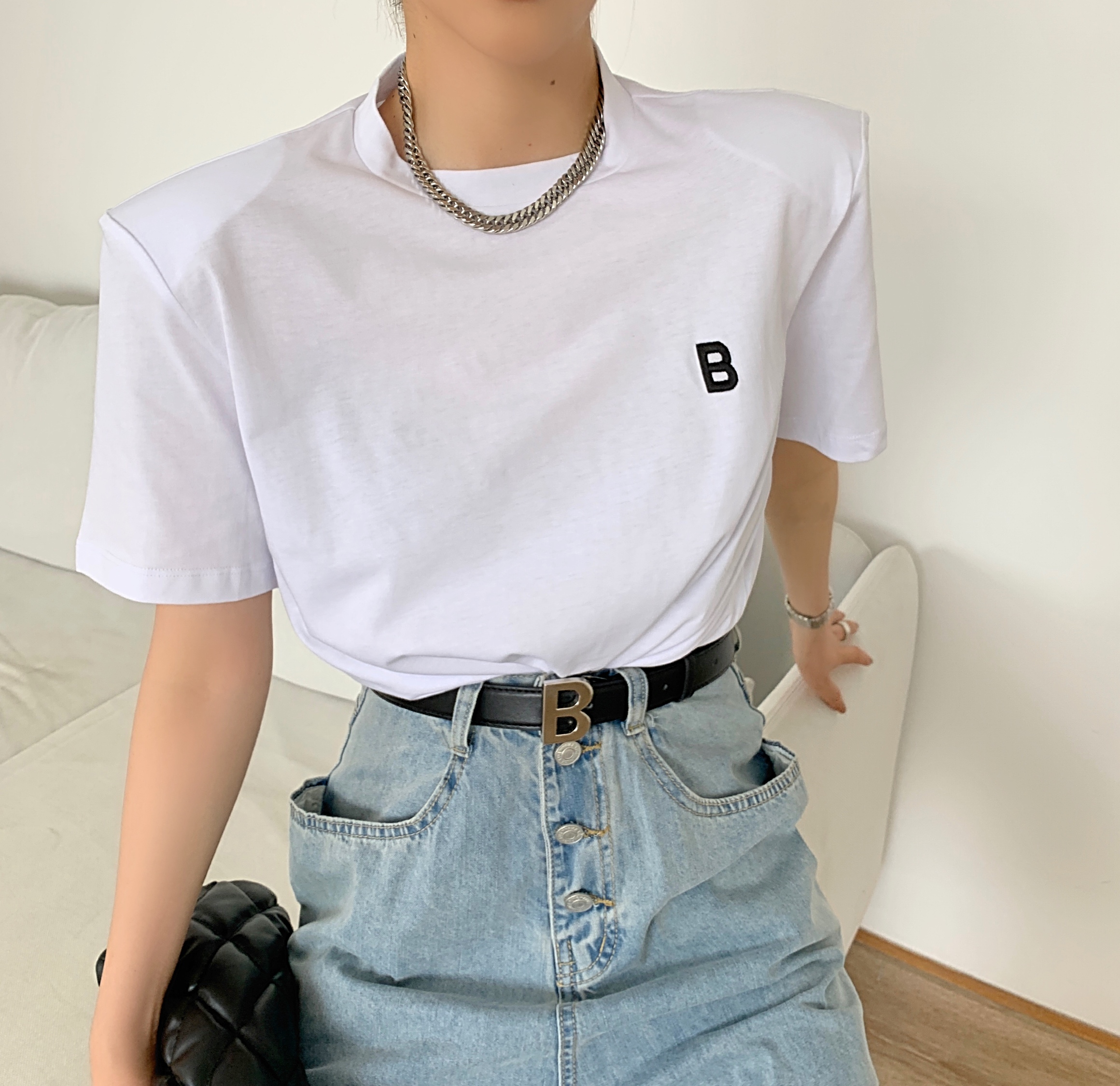 实拍#正肩t恤女短袖2021夏季新款刺绣半袖ins肩宽显瘦垫肩上衣潮