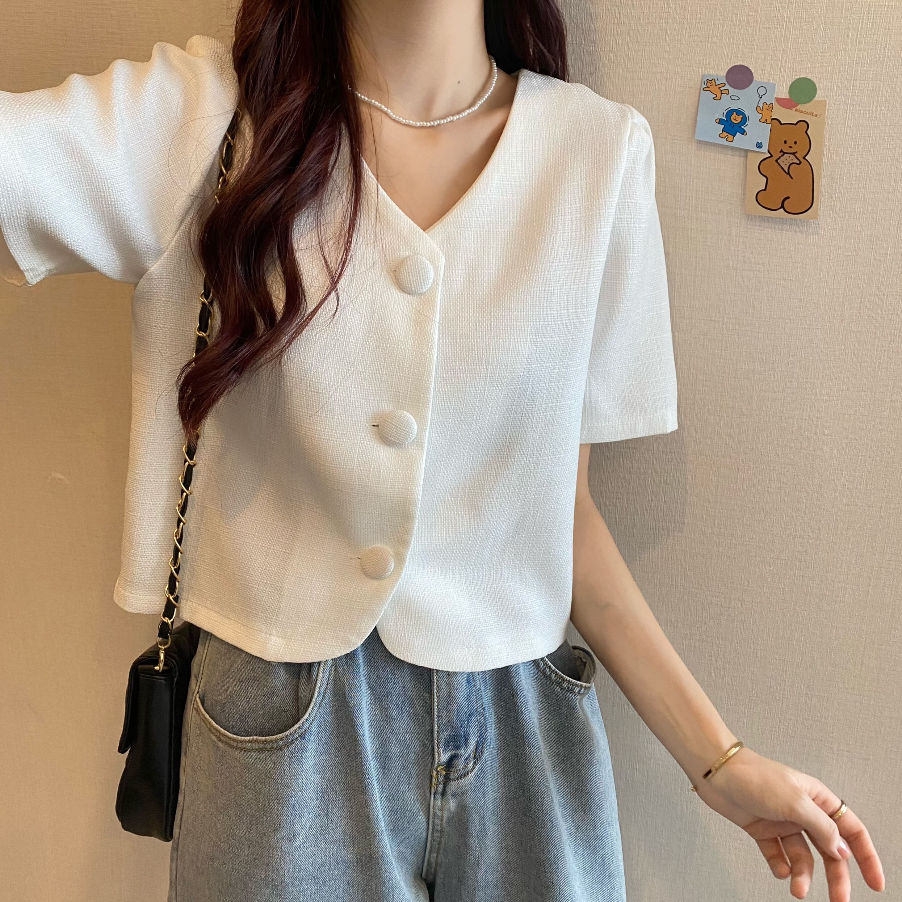 实价实拍 韩版chic夏季温柔奶白色显瘦v领宽松泡泡袖短款衬衫上衣