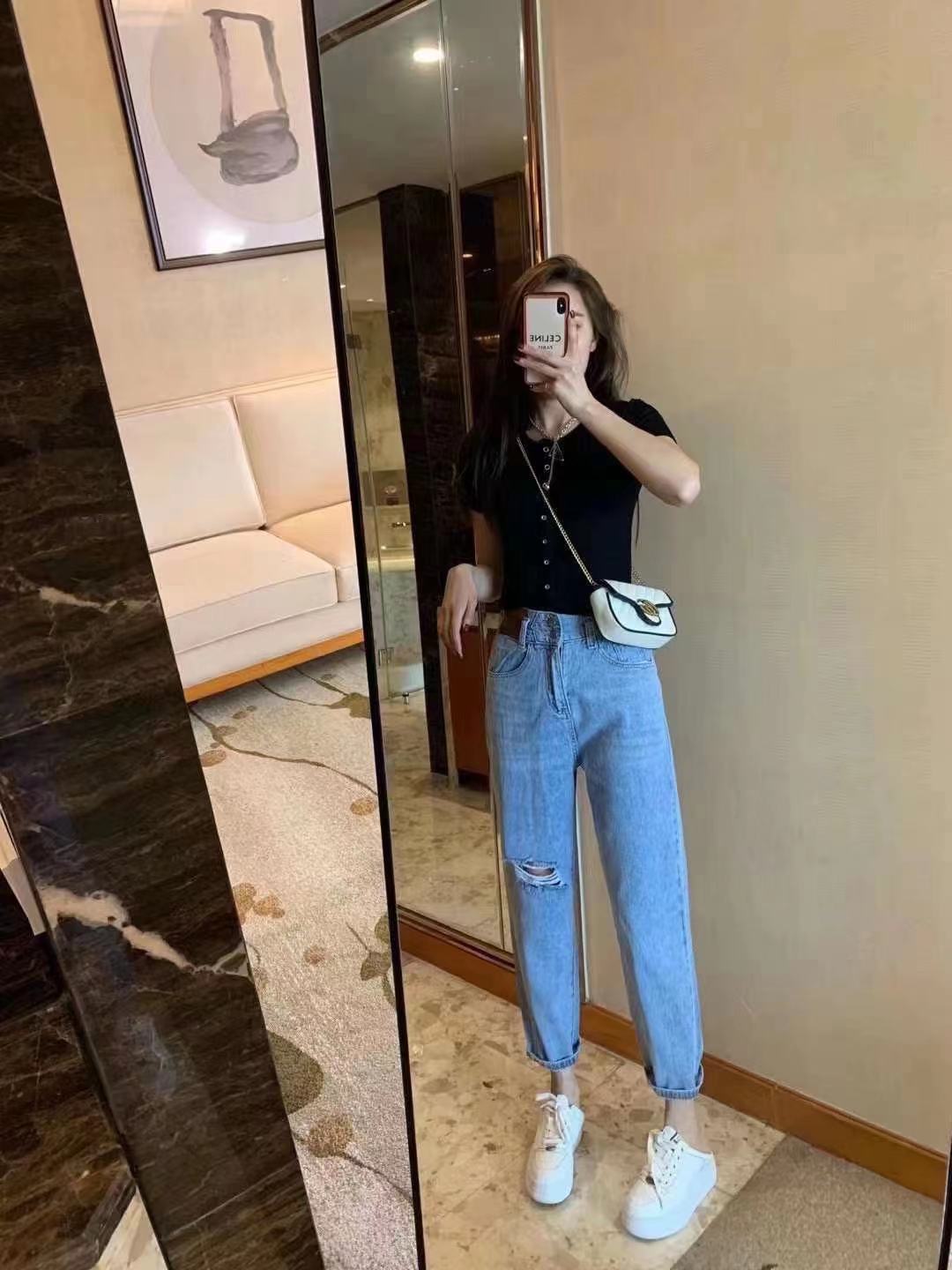 2021韩版时尚泡泡罗纹纯棉一排扣上衣破洞牛仔裤两件套