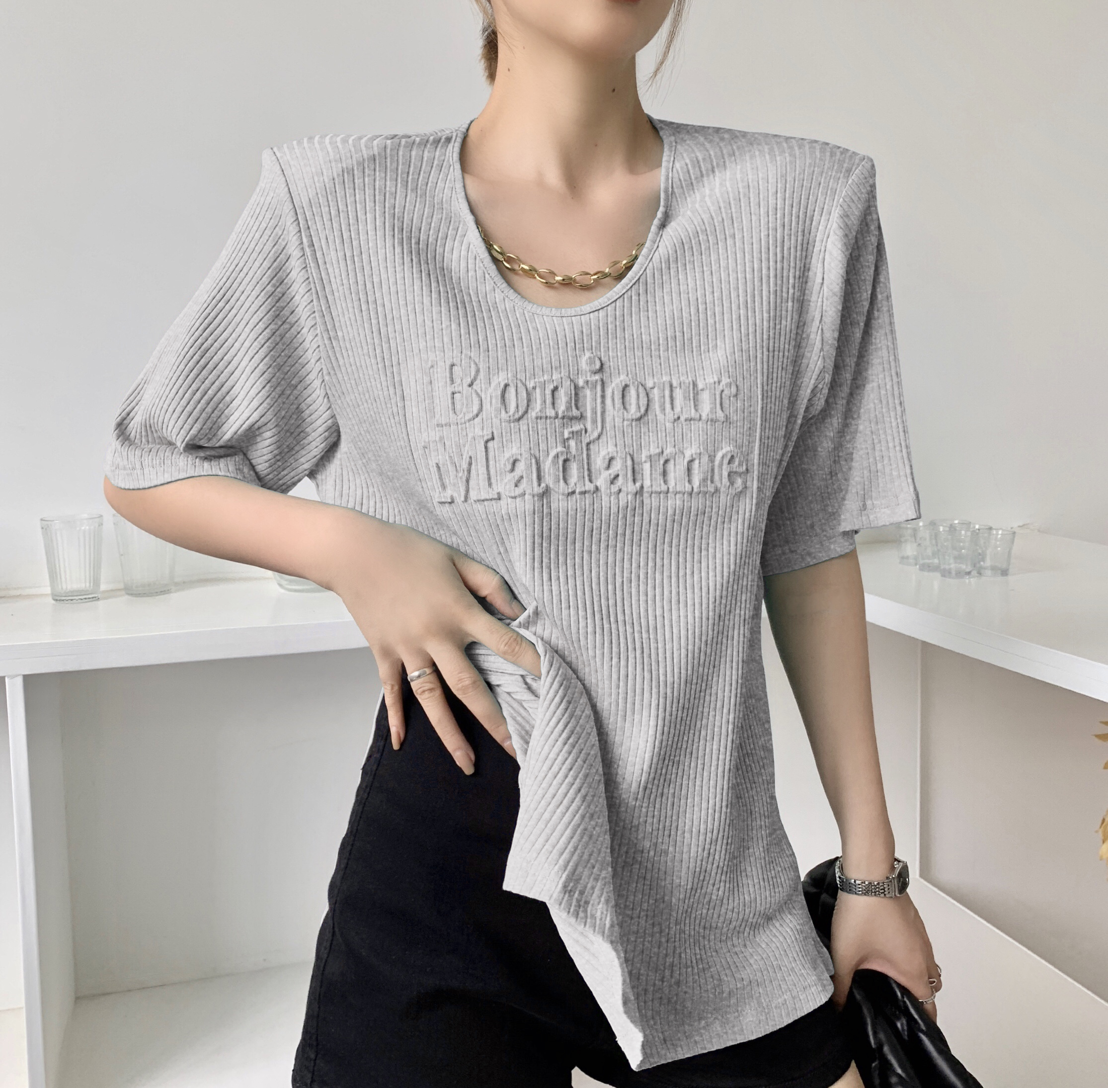 实拍#垫肩直角正肩短袖t恤女夏季2021新款宽松开叉上衣女夏设计感