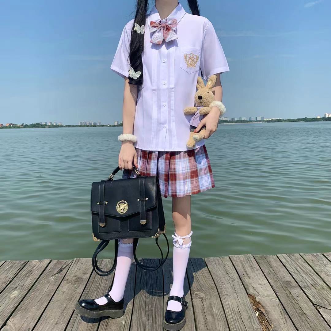 现货金鱼姬jk套装短袖刺绣风琴褶衬衣套装_小兔快跑xtkpa2153 - 货