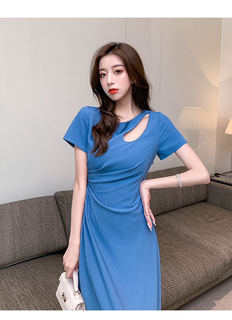 蓝色连衣裙女2022夏季新款小心机短袖法式气质收腰长裙