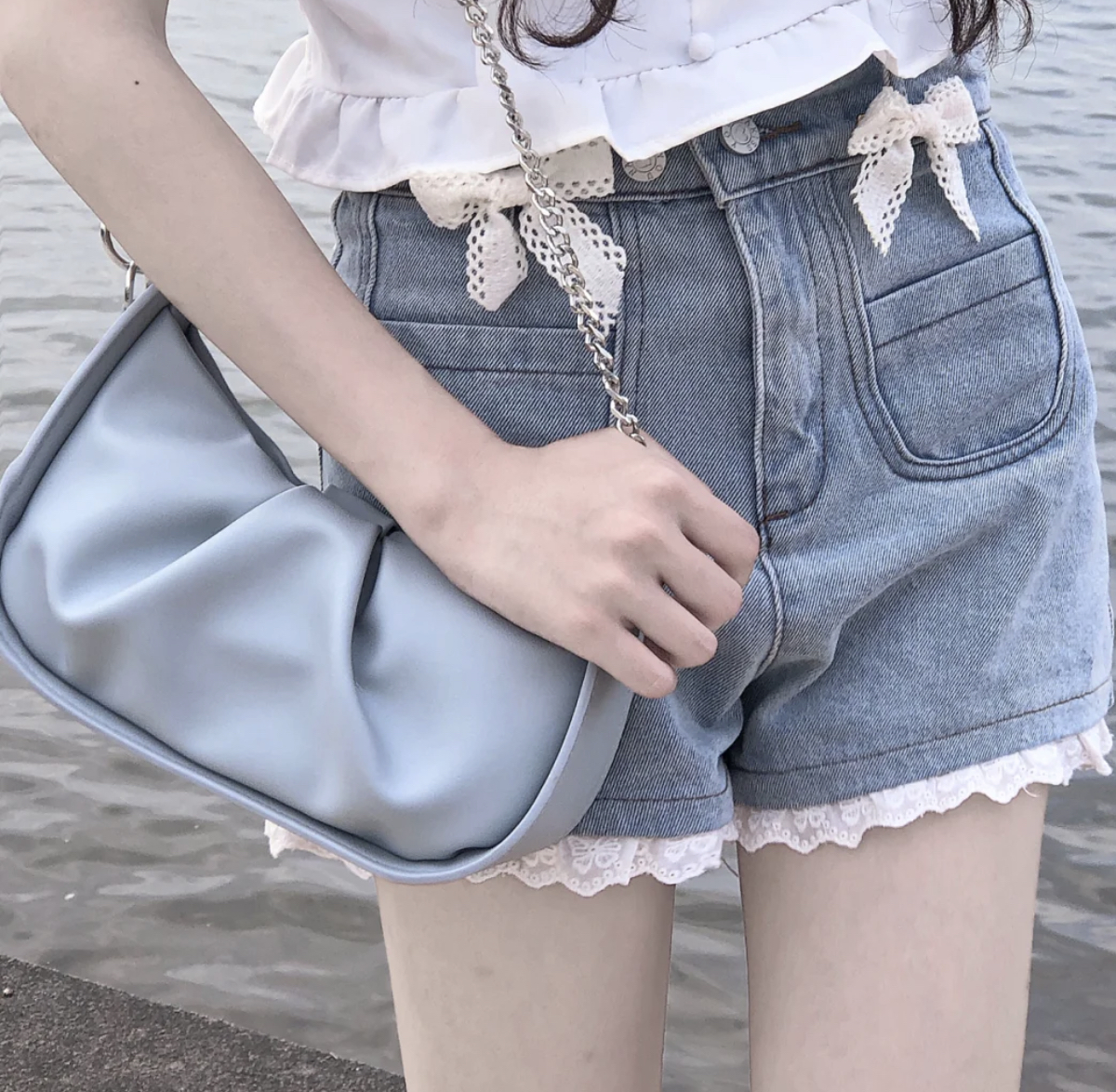 实拍爆款现女短袖蝴蝶结2021新款潮蕾丝拼接短裤高腰牛仔短裤套装