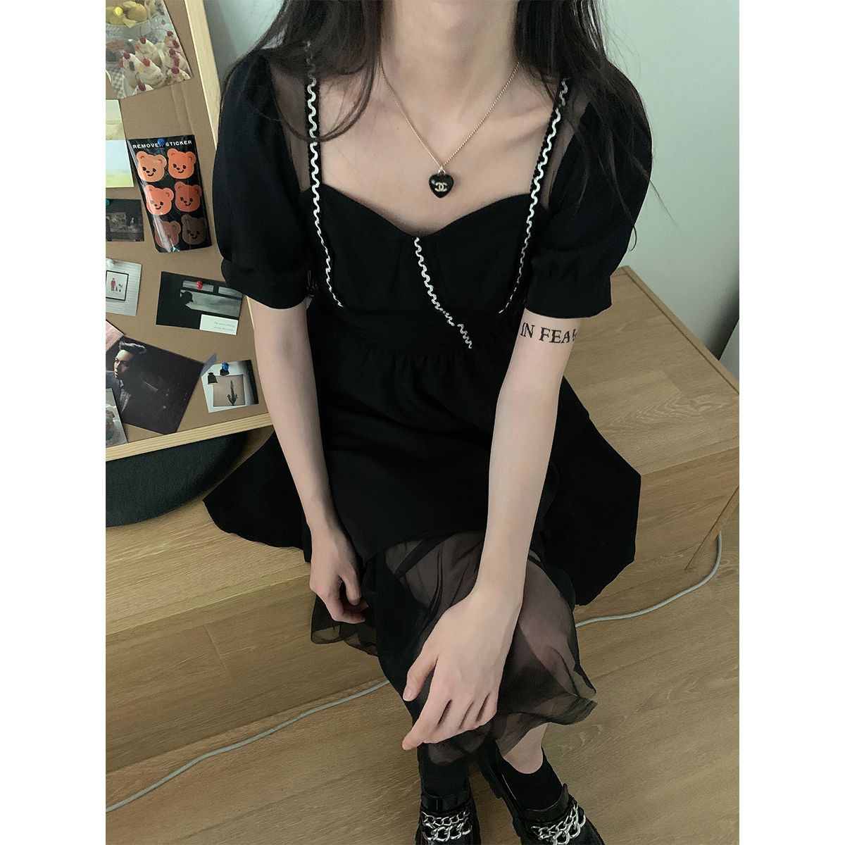 浅川酒一 6/30 10:00am暗黑系拽姐の不规则网纱连衣裙