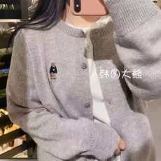 韩国大熊2021秋冬新款 史蒂夫小熊刺绣圆领开衫毛衣 lisa同款外套