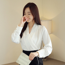 批发实拍 缎面V领显瘦衬衫春装女2025新款韩版长袖衬衣气质显瘦<b class='q'>雪纺衫</b>