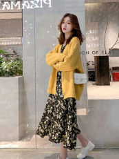秋季网红时尚韩版碎花连衣裙+毛衣外套洋气减龄两件套