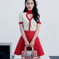 批发2021秋季新款 新品七夕情人节<b class='q'>杨颖</b>何超莲<b class='q'>同款</b>爱心镂空针织衫上衣