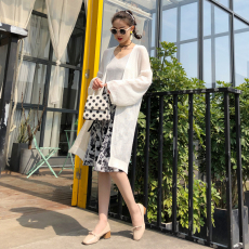 批发实拍春夏装<b class='q'>镂空</b>针织<b class='q'>开衫</b>空调衫披肩透气外搭中长款宽松薄防晒衣女