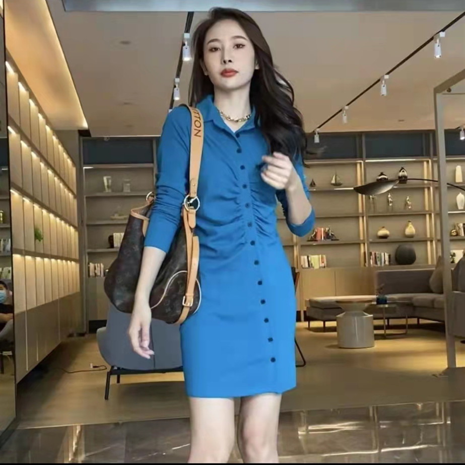 抖音梦婷家中短款多扣连衣裙