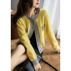 批发ZWI461478AG 柔韧有骨感 轻松赢得体面 羊毛<b class='q'>羊绒</b>撞色针织开衫