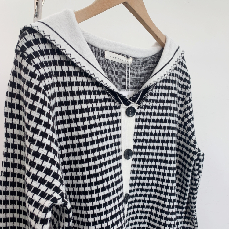 胖子王老板 学院风棋盘格针织上衣秋冬款海军领黑白格开衫外套女