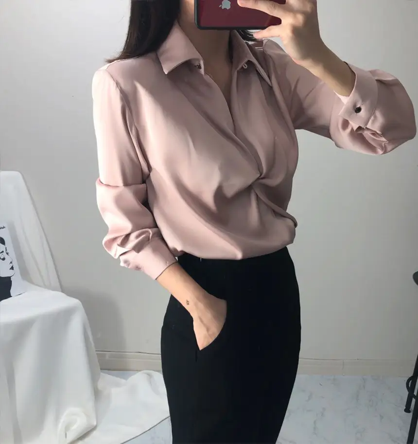한국식 치크 뒤집어진 칼라 디자인 감각적인 티셔츠 상세 이미지 4