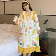 批发新旭<b class='q'>冬</b>天法兰绒宽松卡通甜美睡裙毛绒睡衣