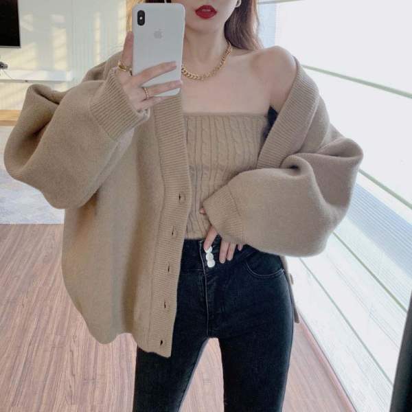 大码时尚潮流百搭卡其色抹胸针织开衫小外套两件套装洋气减龄ins