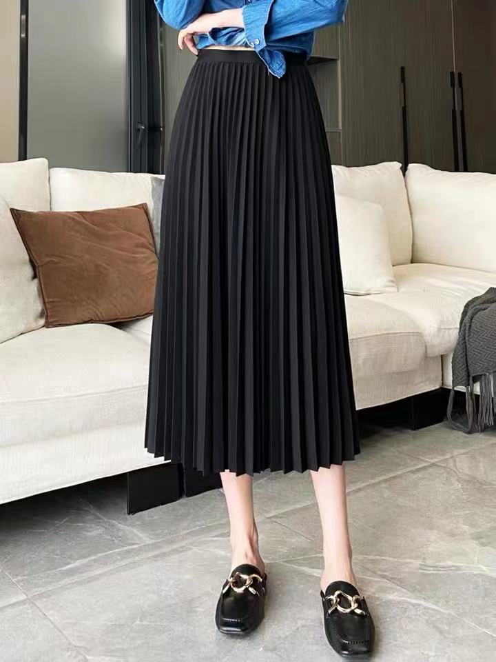 百褶半身裙女秋季中长款垂感遮胯显瘦裙子胖mm松紧腰大摆黑色长裙