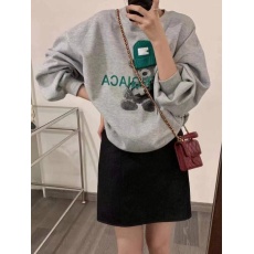 批发<b class='q'>韩国</b>东大门2025秋冬新款简约减龄可爱小熊印花百搭套头加绒<b class='q'>卫衣</b>女