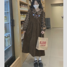 日系灯芯绒连衣裙女秋冬2021年新款长裙收腰显瘦法式复古背带裙子