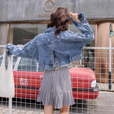 批发牛仔短外套女2022春款早秋网红钉珠韩版宽松大码小个子夹克衣褂