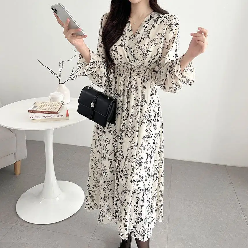 봄 레트로 펀칭 V넥 블라우스 원피스 상세 이미지 2