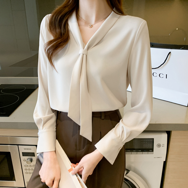 New top women's solid color chiffon shirt design niche V-neck shirt long-sleeved women's shirt