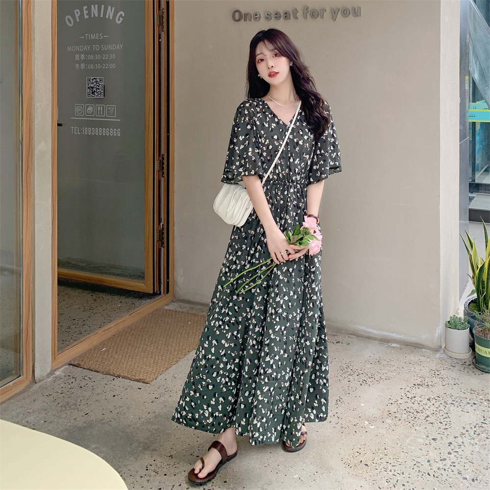 MY16119#大码法式v领收腰显瘦碎花连衣裙夏森女风胖mm宽松遮肚到脚踝...