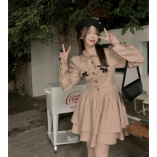 批发<b class='q'>娃娃领</b>烫金格纹甜美收腰双层蛋糕摆<b class='q'>连衣裙</b>