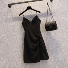 批发大码夏季小个子气质成熟风性感开叉黑色吊带连衣裙设计感a字短裙