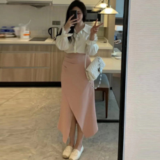 大码胖MM轻熟风女装套装港味白色衬衫早春不规则粉色半身裙两件套