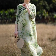 批发2026春款新款<b class='q'>连衣裙</b>印花圆领斜襟七分袖中式盘扣改良旗袍