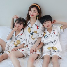 批发肥家啦 <b class='q'>亲子装</b><b class='q'>母女</b>儿童睡衣夏季女童冰丝短袖男孩家居服