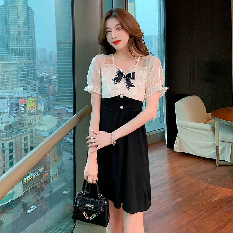 실사 여름 새로운 프랑스식 부드러운 바람 미니 스커트 나비 매듭 V넥 품격 첫사랑 낭만주의 숙녀 점프 슈트