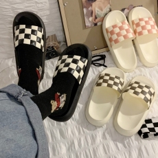 批发实拍不减 棋盘格厚底踩屎感凉拖鞋居家防滑软底洗澡凉拖外穿鞋子