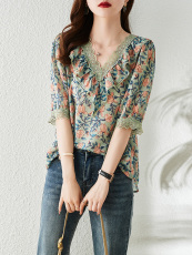 V领碎花雪纺衬衫女夏季短袖2021新款宽松大码胖mm设计感小众上衣