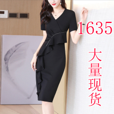 连衣裙女夏2022新款短袖法式显瘦气质修身黑色裙子职业包臀裙夏季