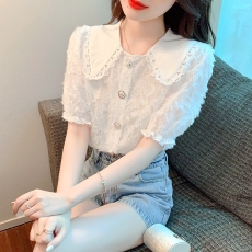 批发新款女装<b class='q'>娃娃领</b>拼接上衣夏季新款气质显瘦遮肚设计感短袖<b class='q'>雪纺衫</b>