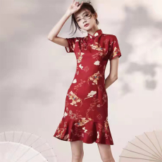 广州批发国潮旗袍2022年新款夏款年轻款红色改良小个子炸街鱼尾少女连衣裙