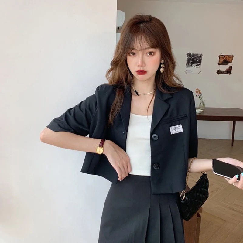 Summer thin white short suit jacket for women 2024 new style Internet celebrity fashionable small casual short-sleeved suit