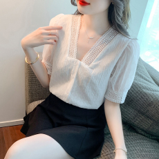 批发实拍2026夏季新款<b class='q'>韩版</b>百搭V领拼接短袖衬衫女上衣夏季<b class='q'>小衫</b>
