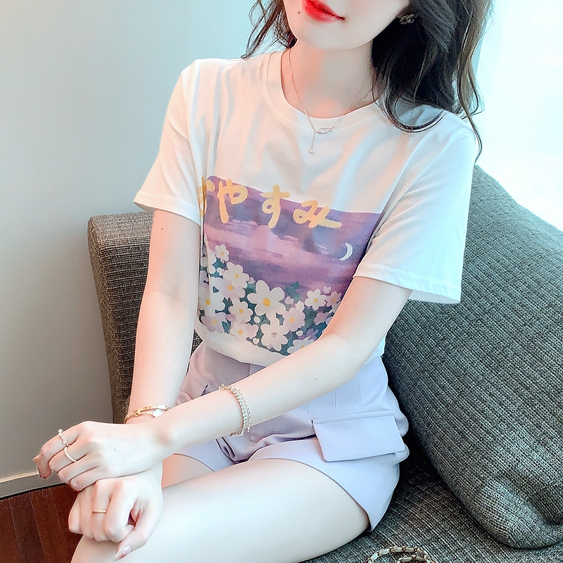 ins 프린트 순면 반팔 티셔츠 여성 2026 여름 새로운 루즈핏 일본식 디자인 센스 작은 대중 화이트 맨위 트렌디